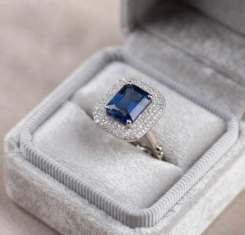 THE GRAND RADIANT HALO STATEMENT RING