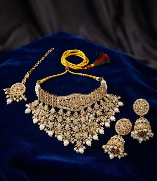 REGAL ANTIQUE GOLD POLKI & PEARL NECKLACE SET
