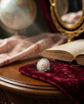 THE PEARLESCENT CLUSTER RING