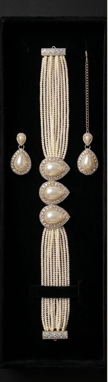 ELARA PEARL SYMPHONY CHOKER SET