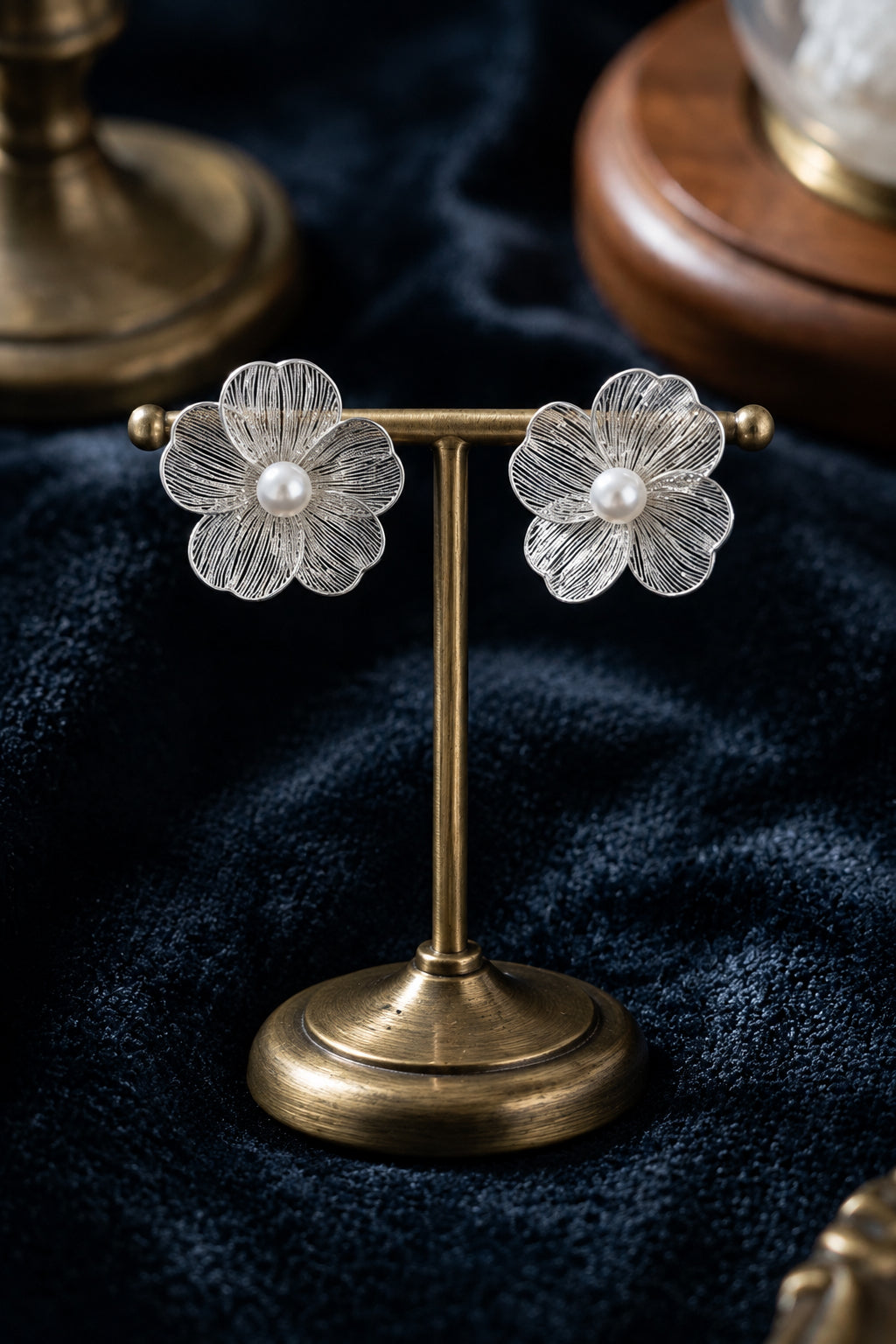 THE SILVER FILIGREE FLORA STUDS