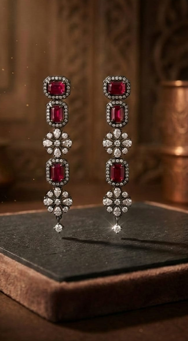 THE ROYAL MEHNDI HAAR SETS